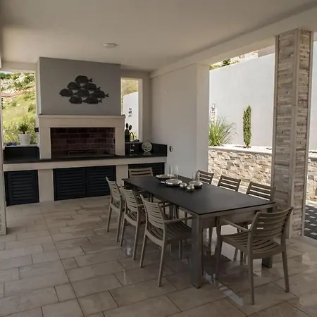 Andrea With Private Pool Near Dubrovnik *