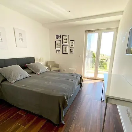 Andrea With Private Pool Near Dubrovnik